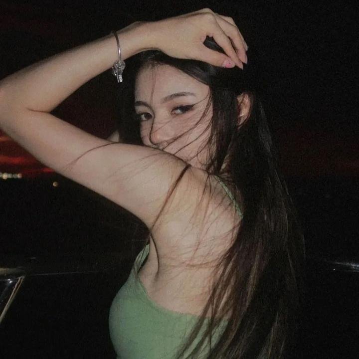 薇拉与伊娃